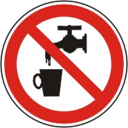 Verbotsschild als Symbol"P05."  " Kein Trinkwasser " 