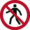 Verbotsschild P004 als Symbol für Fußgänger verboten nach ISO 7010 